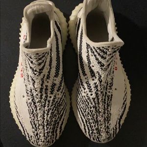 Yeezy 350z Boost Zebras used